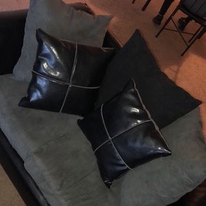 2 Couches & 3 stands